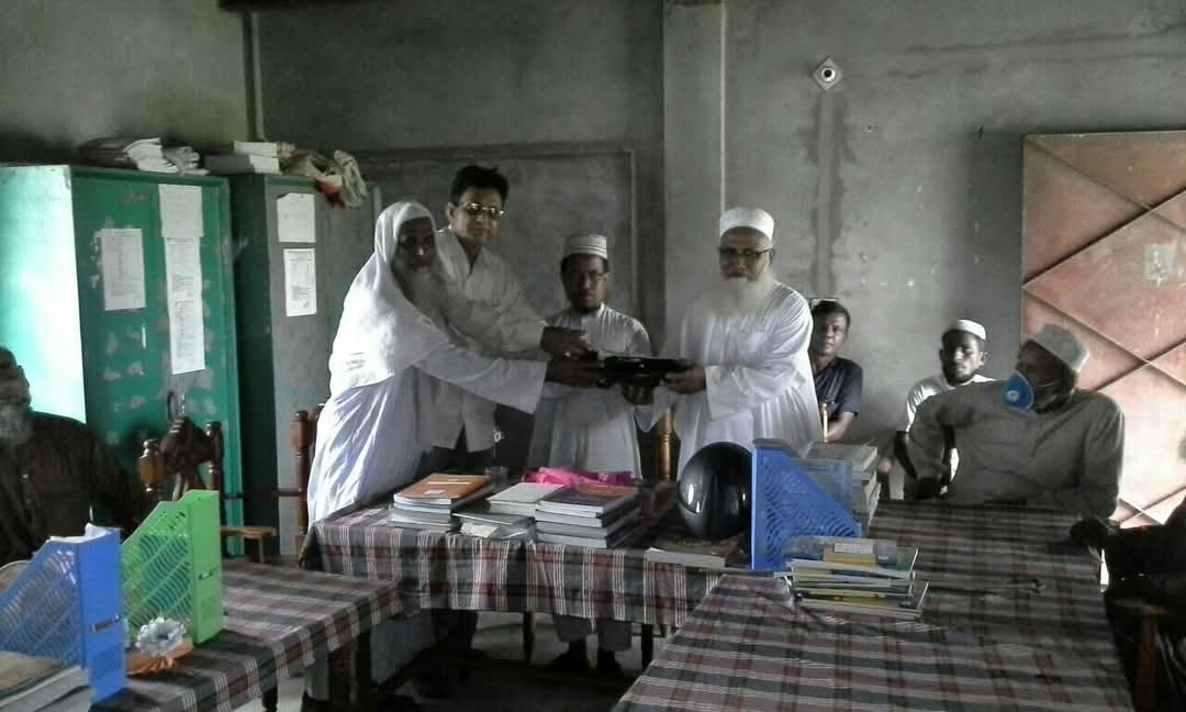 সাবেক সুপার সাহেবের বিদায় বেলায় তোলা ছবি।